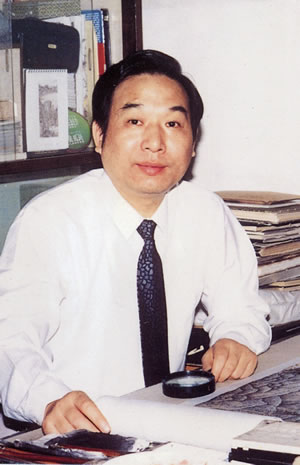 رմ